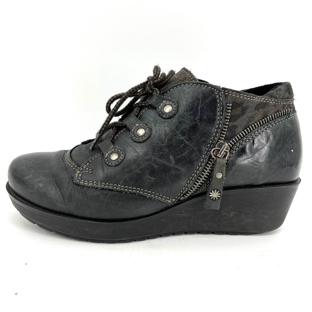 Dromedaris Becky black leather side zip lace up ankle boots (38‎ - 7.5)
